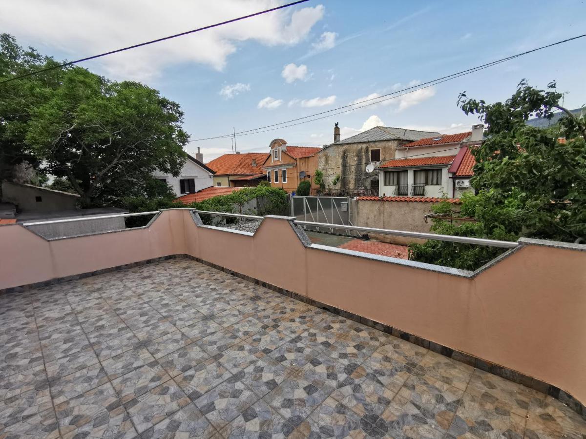 Apartman Pod Nehajem Apartment Senj  Bagian luar foto