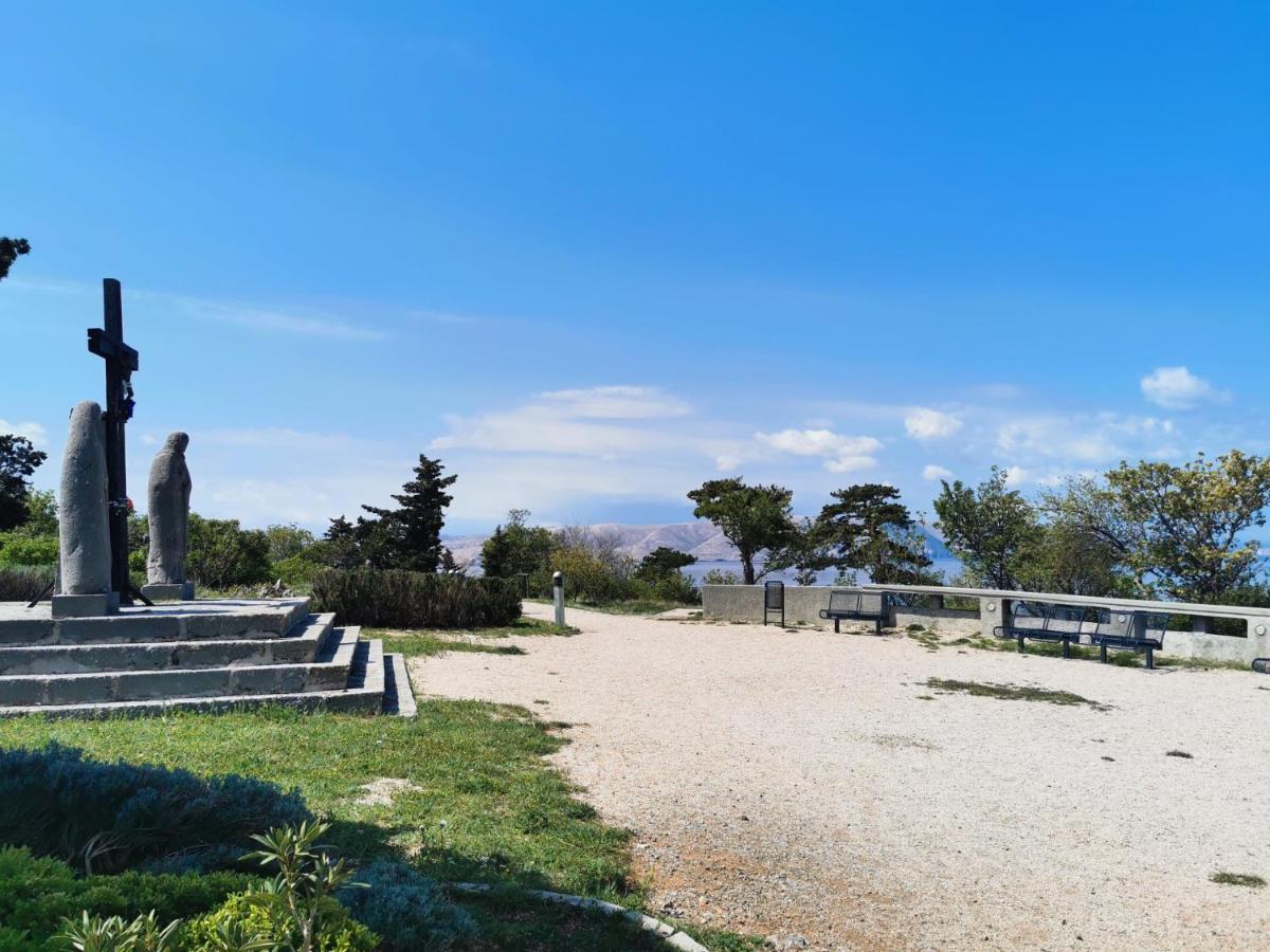 Apartman Pod Nehajem Apartment Senj  Bagian luar foto