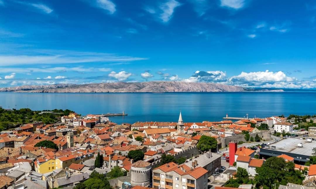 Apartman Pod Nehajem Apartment Senj  Bagian luar foto